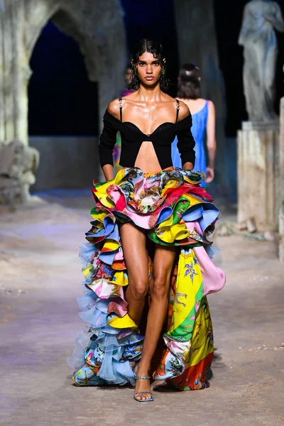 Look 31